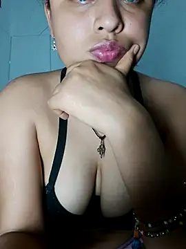 Snapshot of azulzulix chatting on 04-03-26, 01:47 azulzulix online show from 04-03-26, 01:47