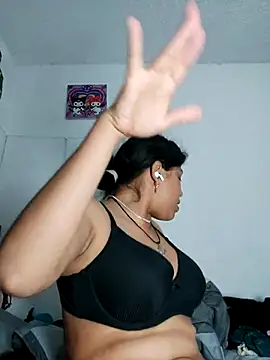 Snapshot of azulzulix chatting on 04-06-26, 01:14 azulzulix online show from 04-06-26, 01:14