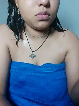 Snapshot of azulzulix chatting on 04-14-26, 01:00 azulzulix online show from 04-14-26, 01:00