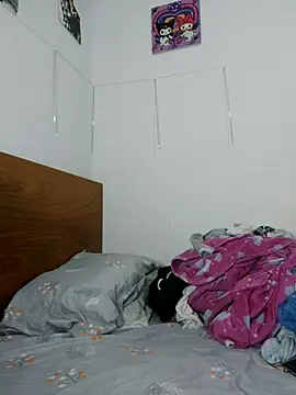 Snapshot of azulzulix chatting on 04-15-26, 01:34 azulzulix online show from 04-15-26, 01:34