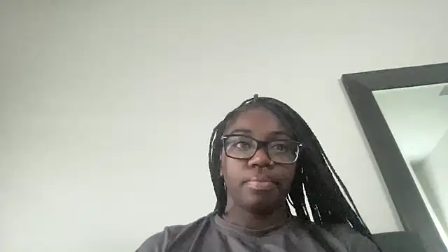 Snapshot of AveryJ99 chatting on 12-05-24, 01:38 AveryJ99 online show from 12-05-24, 01:38