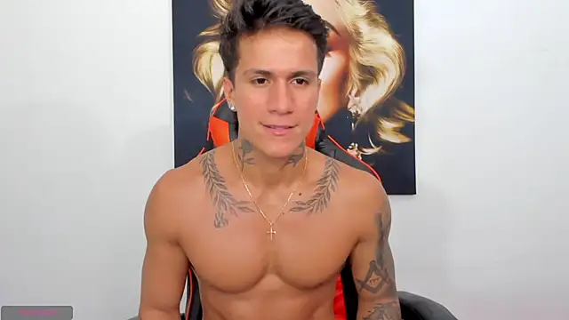 pettergrey1 online show from 12-06-24, 11:25