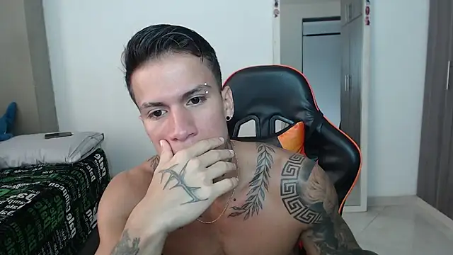 pettergrey1 online show from 03-05-26, 01:18