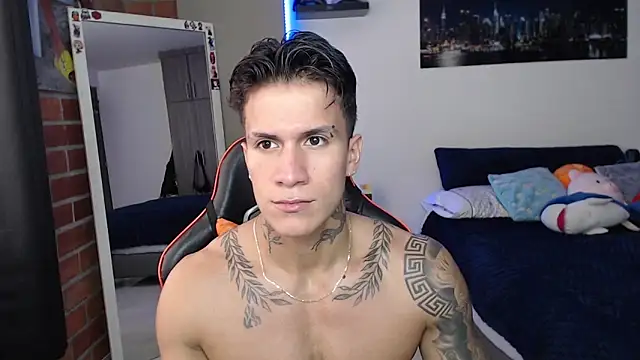 pettergrey1 online show from 06-19-26, 08:23