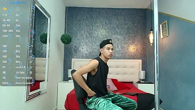 Snapshot of Erick_Zhimerman chatting on 02-02-26, 04:11 Erick Zhimerman online show from 02-02-26, 04:11