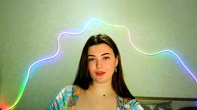 Snapshot of SeductiveTati chatting on 12-21-25, 01:35 SeductiveTati online show from 12-21-25, 01:35