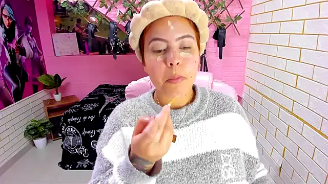 Snapshot of marcellaa303av chatting on 01-13-26, 02:28 marcellaa303av online show from 01-13-26, 02:28