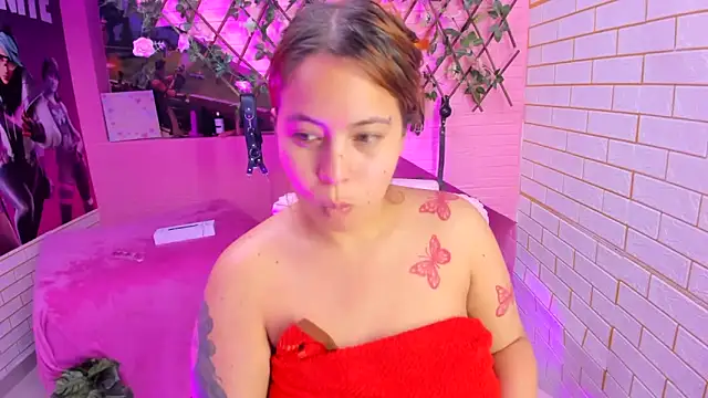 Snapshot of marcellaa303av chatting on 04-07-26, 01:39 marcellaa303av online show from 04-07-26, 01:39