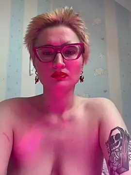 Snapshot of Charlotteeroseee chatting on 02-09-25, 03:53 Charlotteeroseee online show from 02-09-25, 03:53