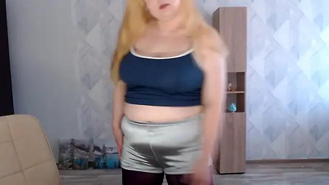 Melina Hot9 online show from 09-09-25, 04:45