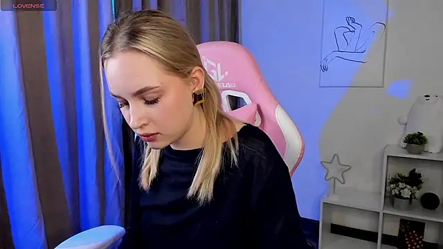 Carol  Cox online show from 03-21-25, 12:40