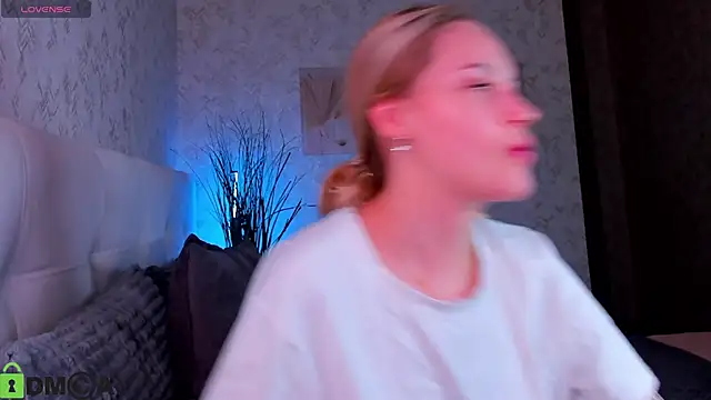 Carol  Cox online show from 10-22-25, 10:53