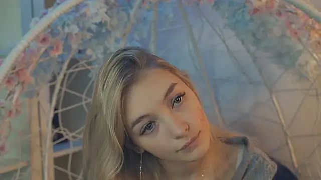 FlairCunard online show from 12-29-24, 11:50