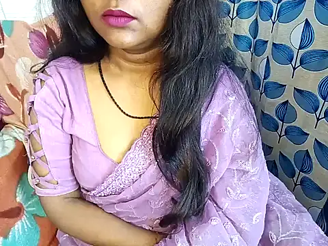 Snapshot of Muktha chatting on 02-01-25, 05:28 Muktha online show from 02-01-25, 05:28