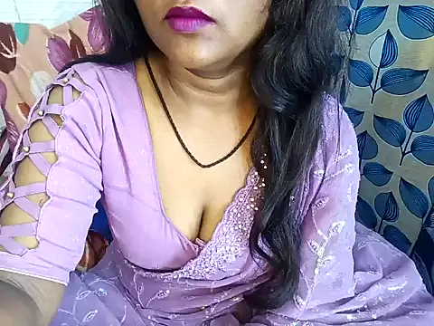 Snapshot of Muktha chatting on 02-02-25, 12:19 Muktha online show from 02-02-25, 12:19