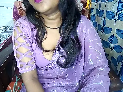 Snapshot of Muktha chatting on 02-17-25, 07:58 Muktha online show from 02-17-25, 07:58