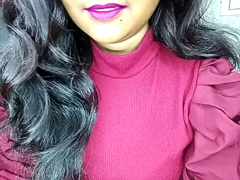 Snapshot of Muktha chatting on 09-29-25, 12:27 Muktha online show from 09-29-25, 12:27