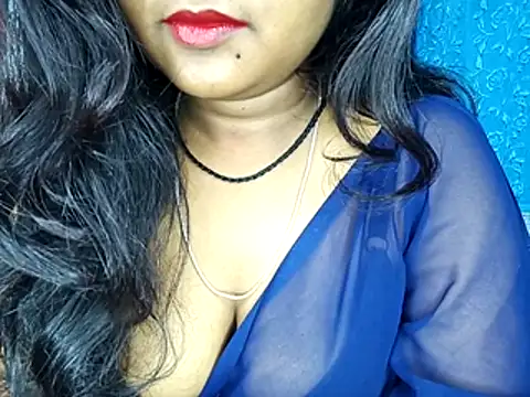 Snapshot of Muktha chatting on 10-30-25, 02:35 Muktha online show from 10-30-25, 02:35