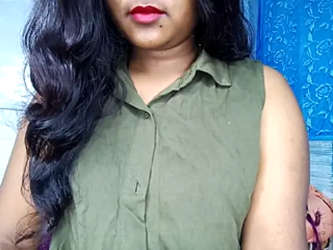 Snapshot of Muktha chatting on 11-03-25, 04:19 Muktha online show from 11-03-25, 04:19