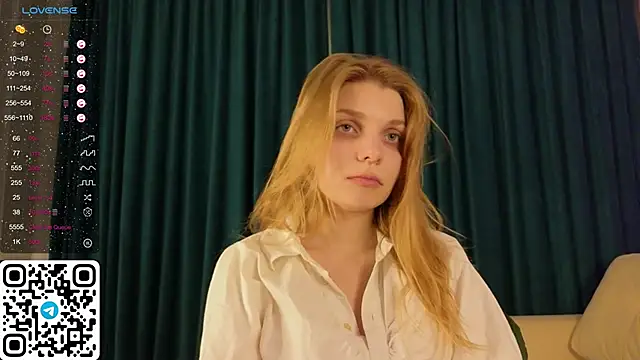 Snapshot of ElswythDecoursey chatting on 12-28-24, 02:11 ElswythDecoursey online show from 12-28-24, 02:11