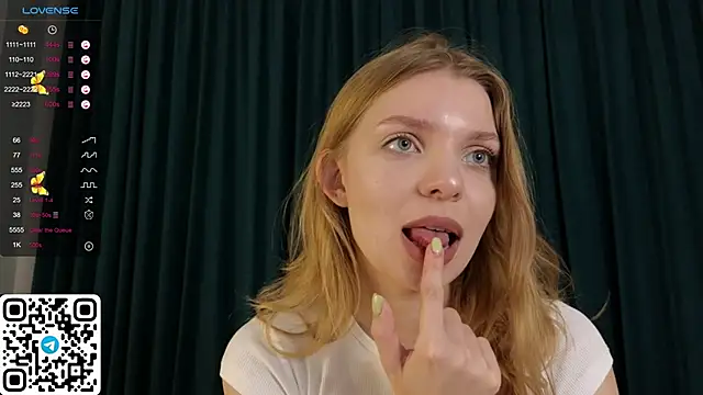 Snapshot of ElswythDecoursey chatting on 01-12-25, 05:11 ElswythDecoursey online show from 01-12-25, 05:11