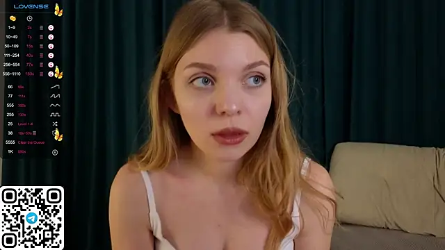 Snapshot of ElswythDecoursey chatting on 01-13-25, 05:02 ElswythDecoursey online show from 01-13-25, 05:02