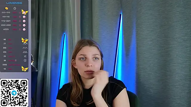 Snapshot of ElswythDecoursey chatting on 02-02-25, 02:17 ElswythDecoursey online show from 02-02-25, 02:17