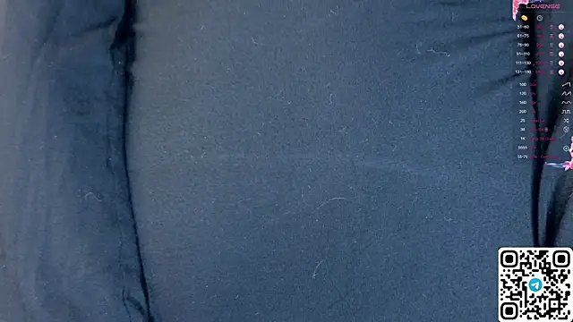 Snapshot of ElswythDecoursey chatting on 02-22-25, 09:26 ElswythDecoursey online show from 02-22-25, 09:26