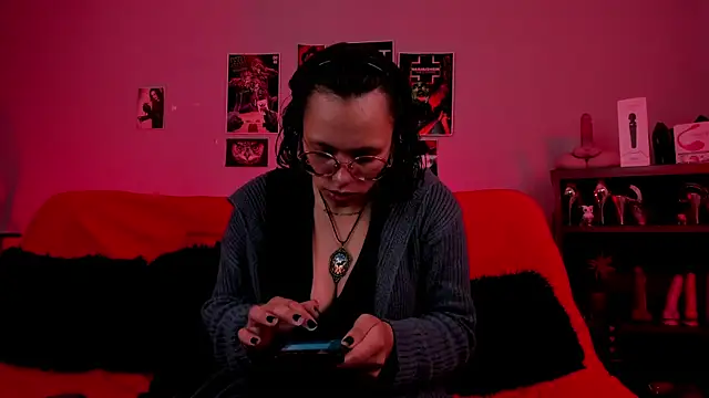 lilith-deveraux online show from 10-24-25, 02:35