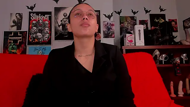 lilith-deveraux online show from 05-14-26, 03:30