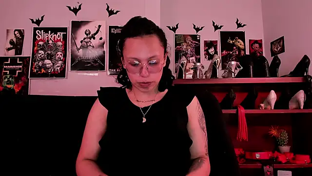 Snapshot of lilith-deveraux chatting on 06-23-26, 07:23 lilith-deveraux online show from 06-23-26, 07:23