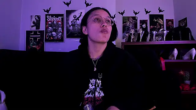 Snapshot of lilith-deveraux chatting on 06-30-26, 04:46 lilith-deveraux online show from 06-30-26, 04:46
