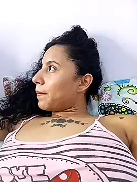 Karii-R online show from 02-28-25, 04:43