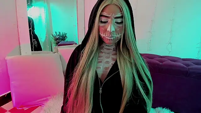  dahian14  online show from 10-19-25, 02:56