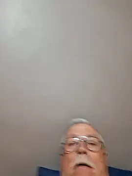 Snapshot of NawtyB1965 chatting on 09-13-25, 03:39 NawtyB1965 online show from 09-13-25, 03:39