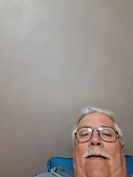 Snapshot of NawtyB1965 chatting on 10-20-25, 03:18 NawtyB1965 online show from 10-20-25, 03:18