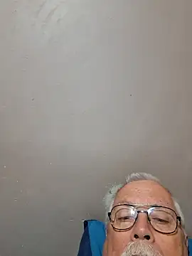Snapshot of NawtyB1965 chatting on 06-29-26, 04:08 NawtyB1965 online show from 06-29-26, 04:08