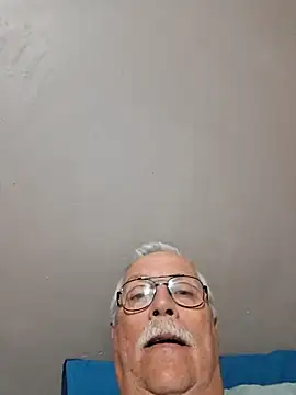 Snapshot of NawtyB1965 chatting on 07-06-26, 03:58 NawtyB1965 online show from 07-06-26, 03:58