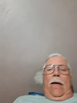 Snapshot of NawtyB1965 chatting on 07-13-26, 04:04 NawtyB1965 online show from 07-13-26, 04:04