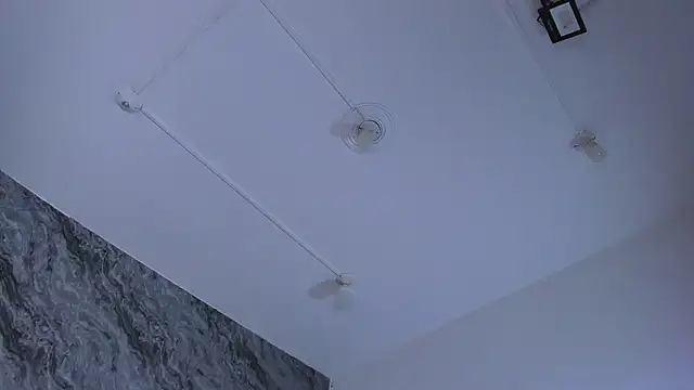 Snapshot of Rubi_Love_ chatting on 02-25-25, 03:09 Rubi Love online show from 02-25-25, 03:09