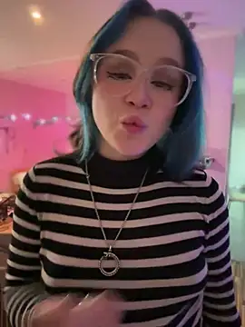 MaddisonHaas online show from 02-17-25, 12:21