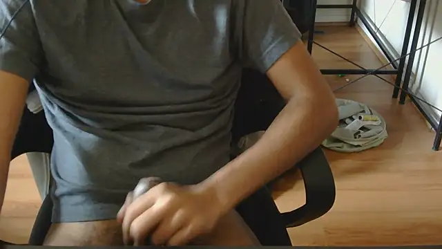 Snapshot of davidevans0989 chatting on 07-19-26, 12:25 davidevans0989 online show from 07-19-26, 12:25