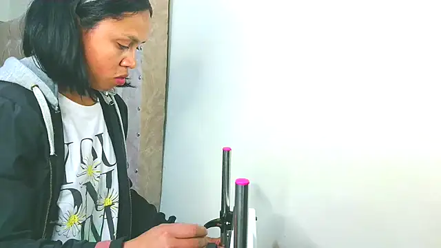 Samary thomas online show from 10-07-25, 01:14