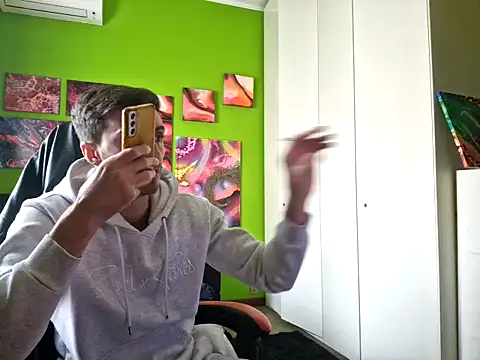 Snapshot of MASTERBULLY chatting on 10-14-25, 10:38 MASTERBULLY online show from 10-14-25, 10:38