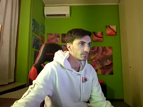 Snapshot of MASTERBULLY chatting on 11-05-25, 11:49 MASTERBULLY online show from 11-05-25, 11:49