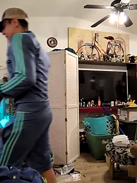 Amirkhai online show from 12-17-25, 05:13