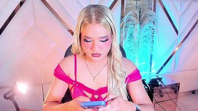 Elody Preysler69 online show from 02-17-26, 05:15