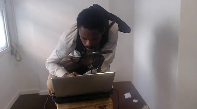 Snapshot of Mastertopdome chatting on 01-04-25, 06:09 Mastertopdome online show from 01-04-25, 06:09