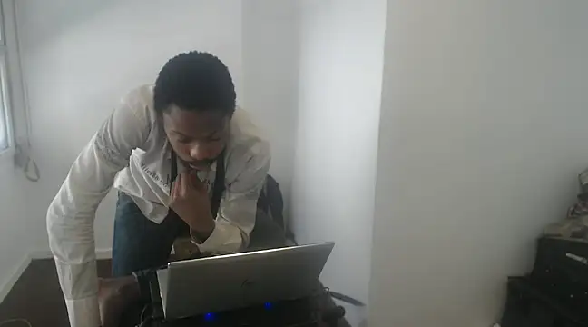 Snapshot of Mastertopdome chatting on 01-14-25, 05:12 Mastertopdome online show from 01-14-25, 05:12