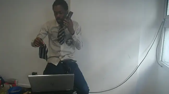 Snapshot of Mastertopdome chatting on 01-15-25, 06:19 Mastertopdome online show from 01-15-25, 06:19